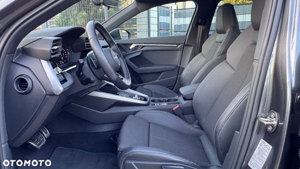 Audi A3 Limousine 35 TFSI S tronic S line - 8
