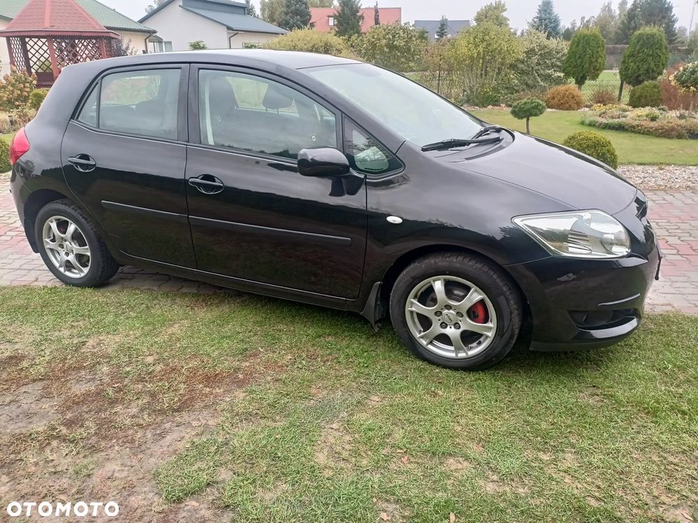 Toyota Auris 1.6 VVT-i Executive - 6