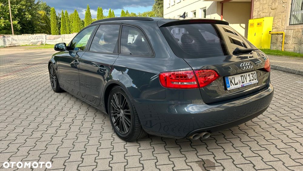 Audi A4 Avant 2.0 TDI - 8