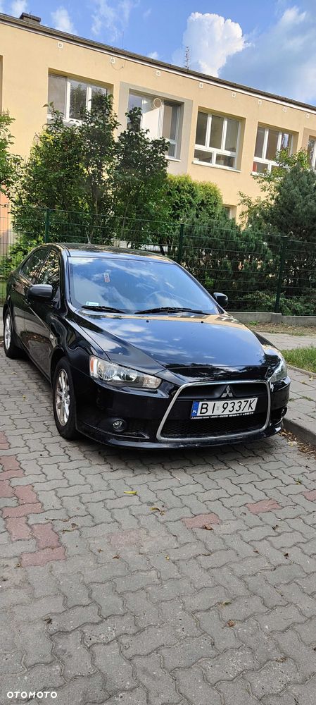 Mitsubishi Lancer - 1