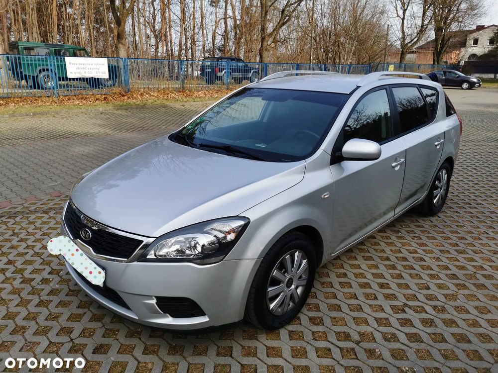 Kia Ceed 1.4 CVVT Attract - 1