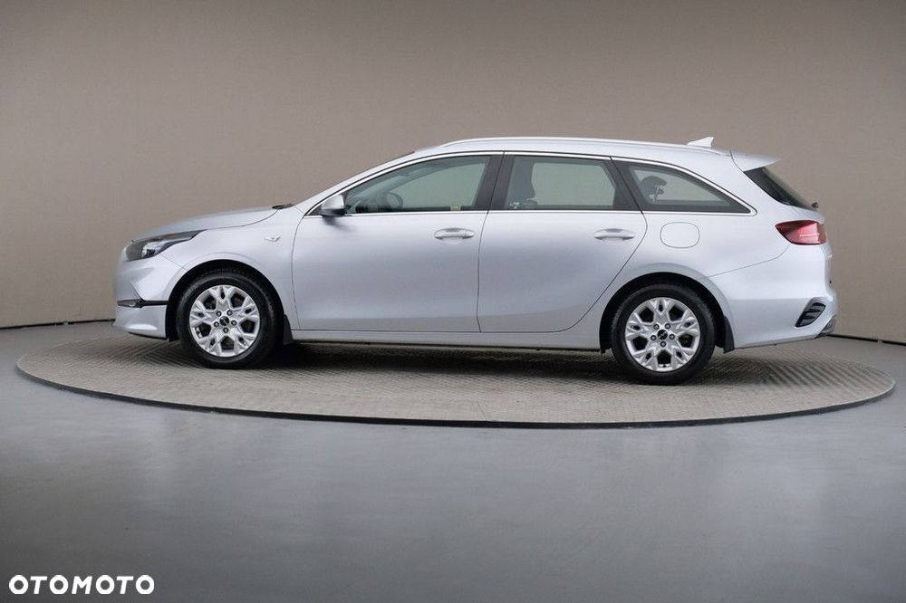 Kia Ceed 1.5 T-GDI M - 4