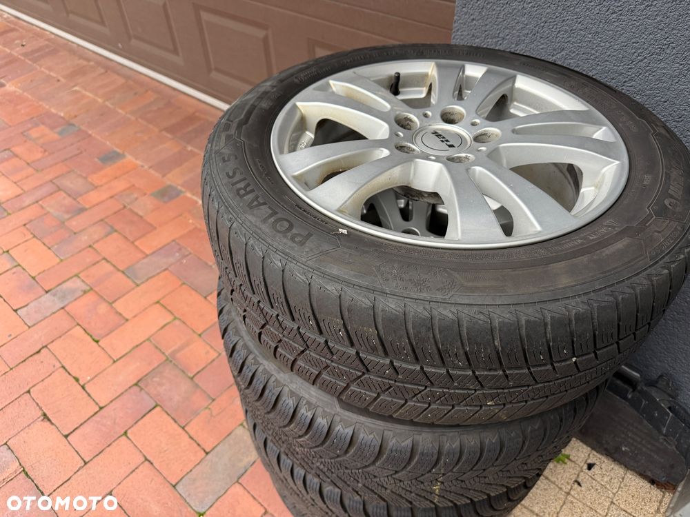 Mercedes-Benz Klasa C 180 CGI BlueEff Avantgarde - 35