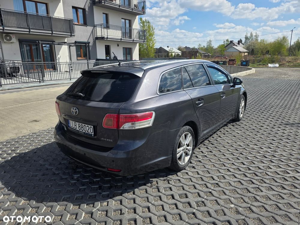 Toyota Avensis 2.0 D-4D - 4