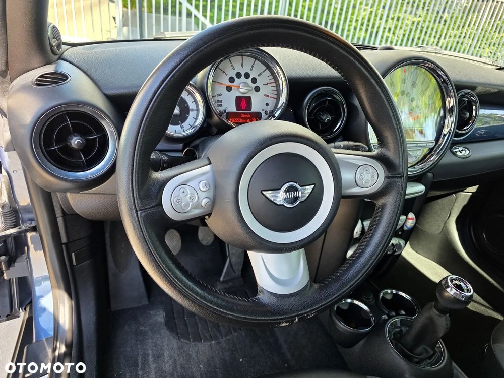 MINI Cooper Standard - 7