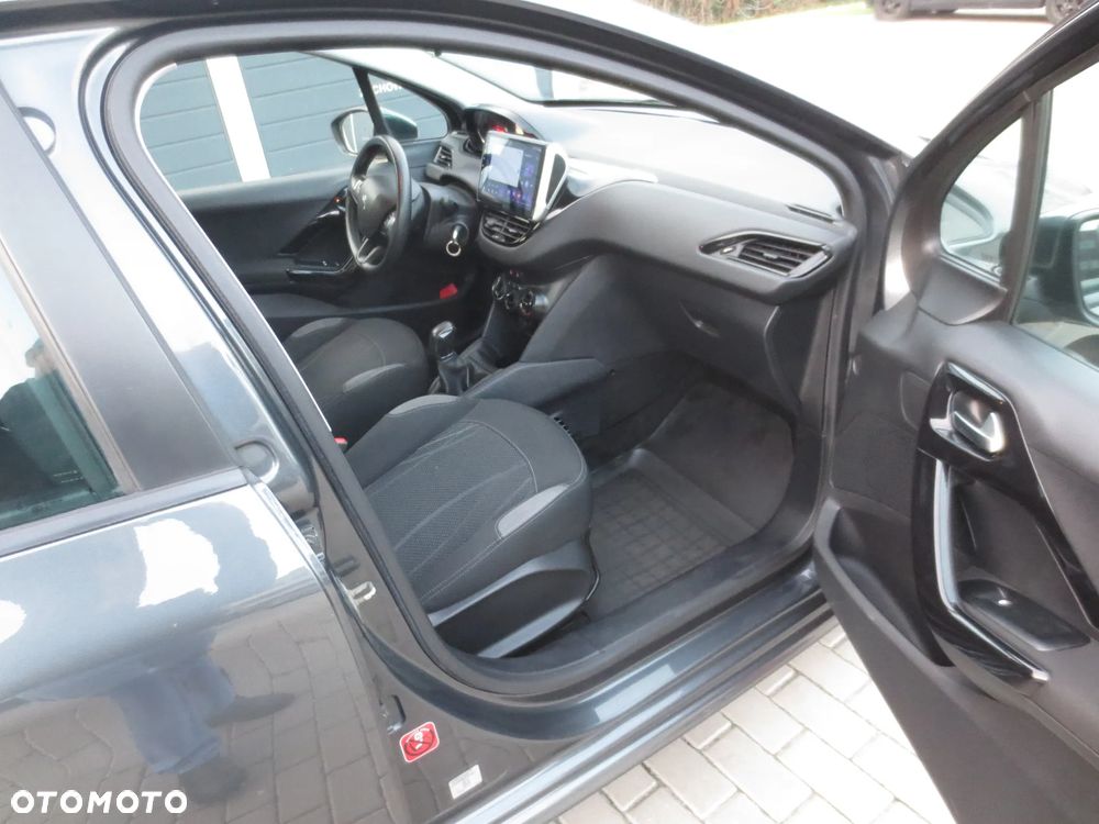 Peugeot 208 1.4 HDi Access - 14