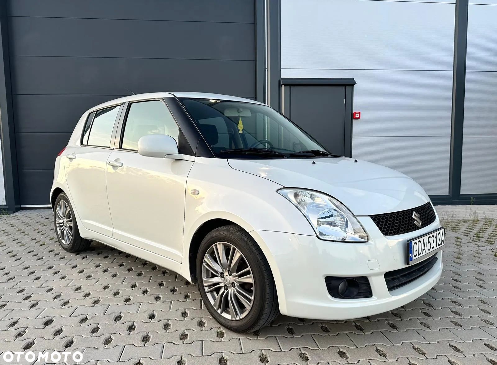 Suzuki Swift 1.3 Comfort+ - 1