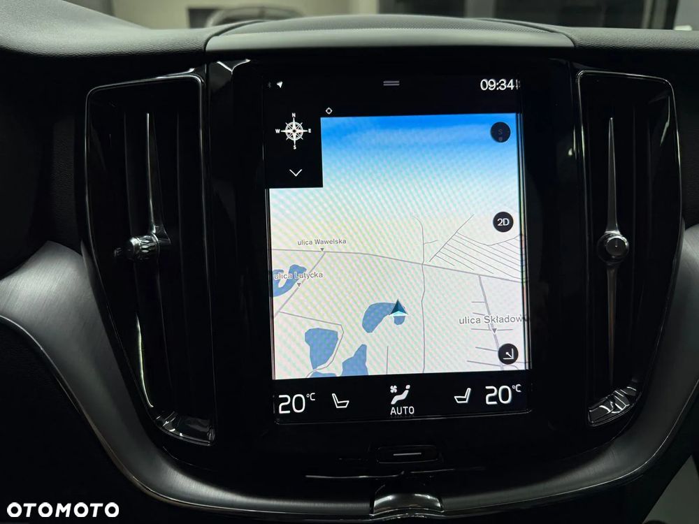 Volvo XC 60 D4 Momentum - 19