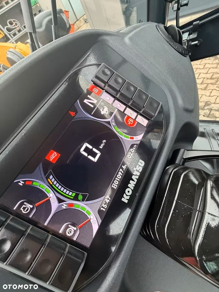Komatsu WA70 M-8E0 - 20