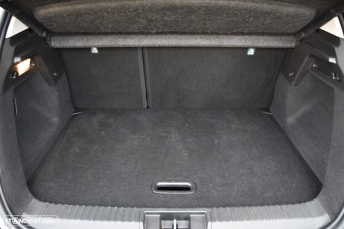 Renault Captur 1.5 dCi Exclusive EDC - 33