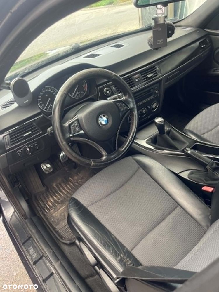 BMW Seria 3 - 14