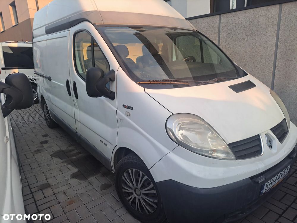 Renault Trafic - 1