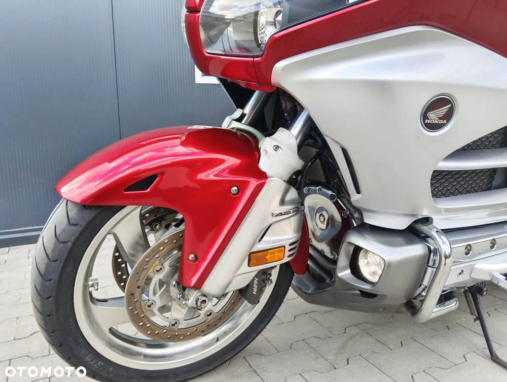 Honda GL - 12