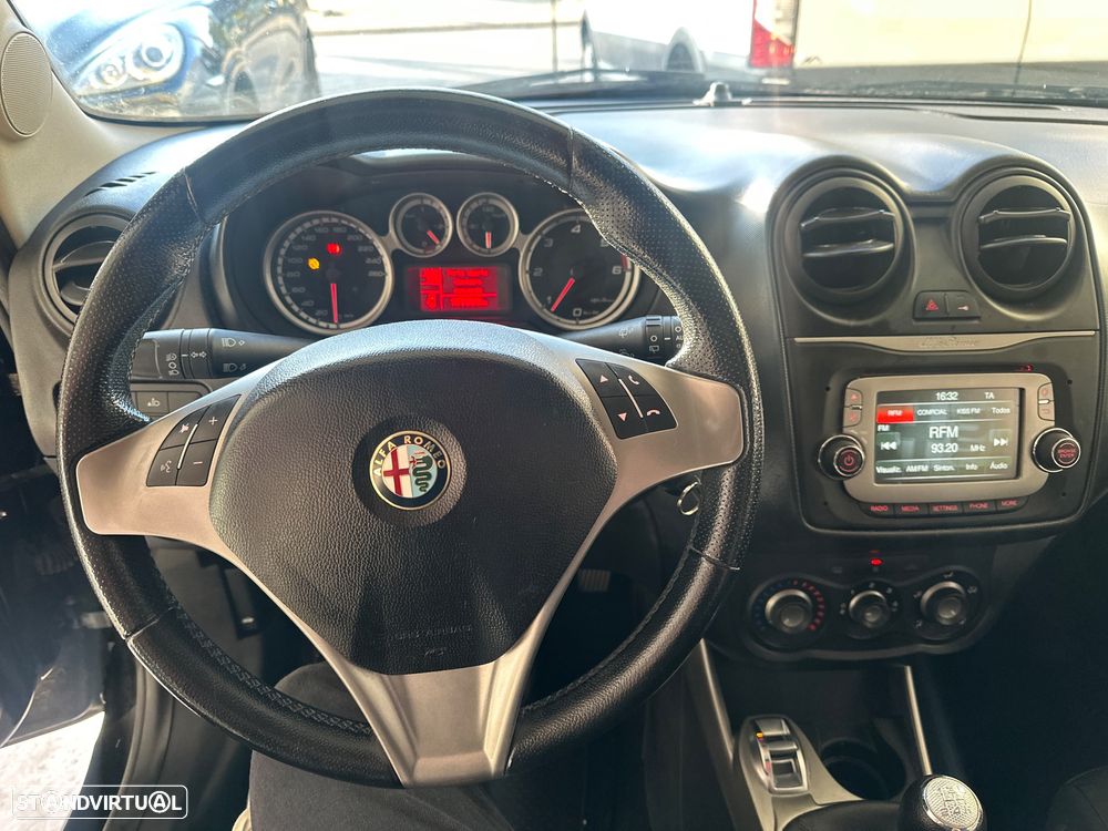 Alfa Romeo MiTo 1.3 JTD Distinctive S&S - 6