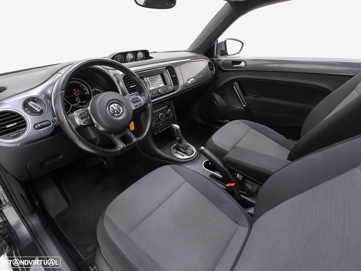 VW New Beetle - 6