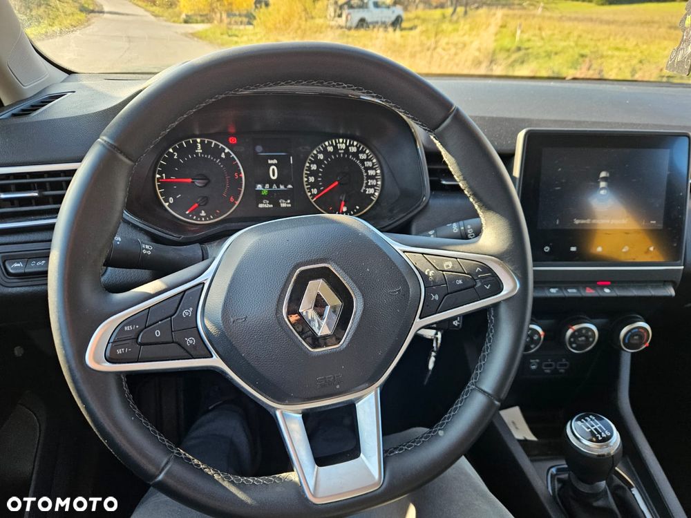 Renault Clio - 17