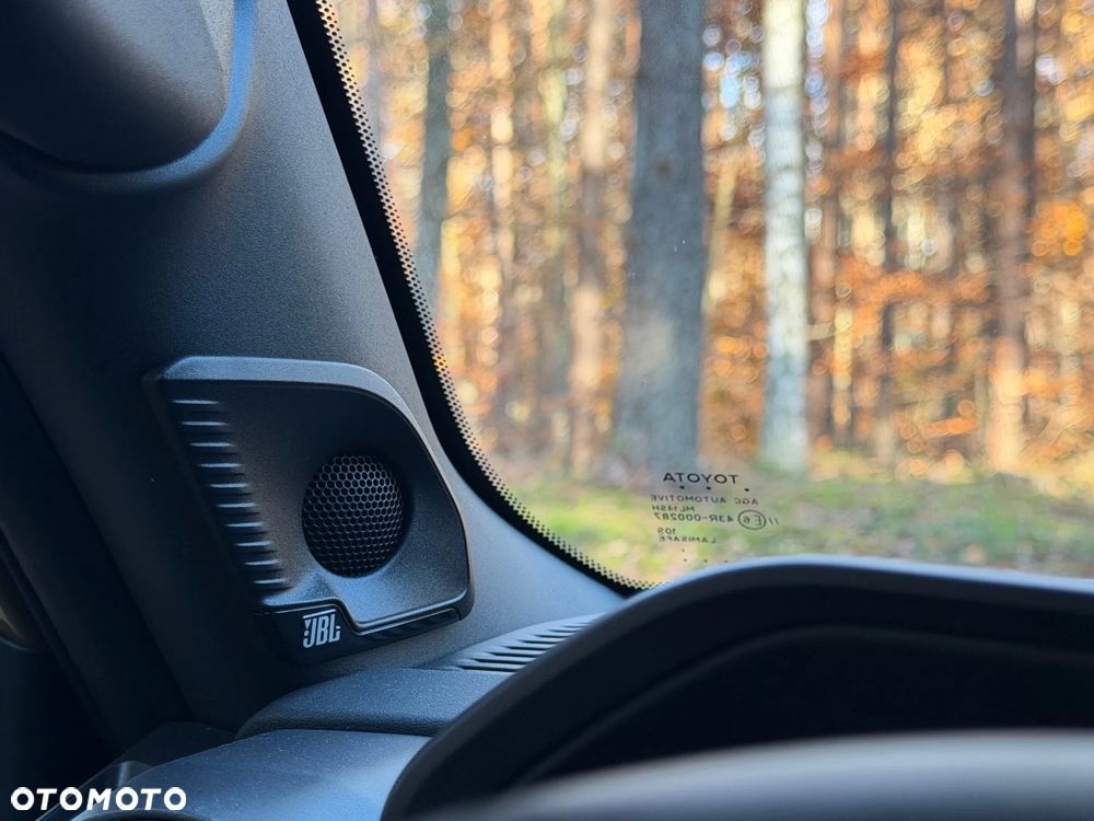 Toyota Land Cruiser - 30