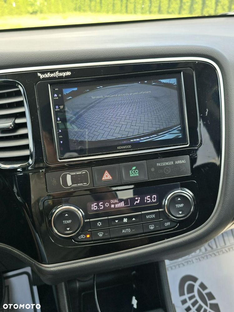 Mitsubishi Outlander - 30