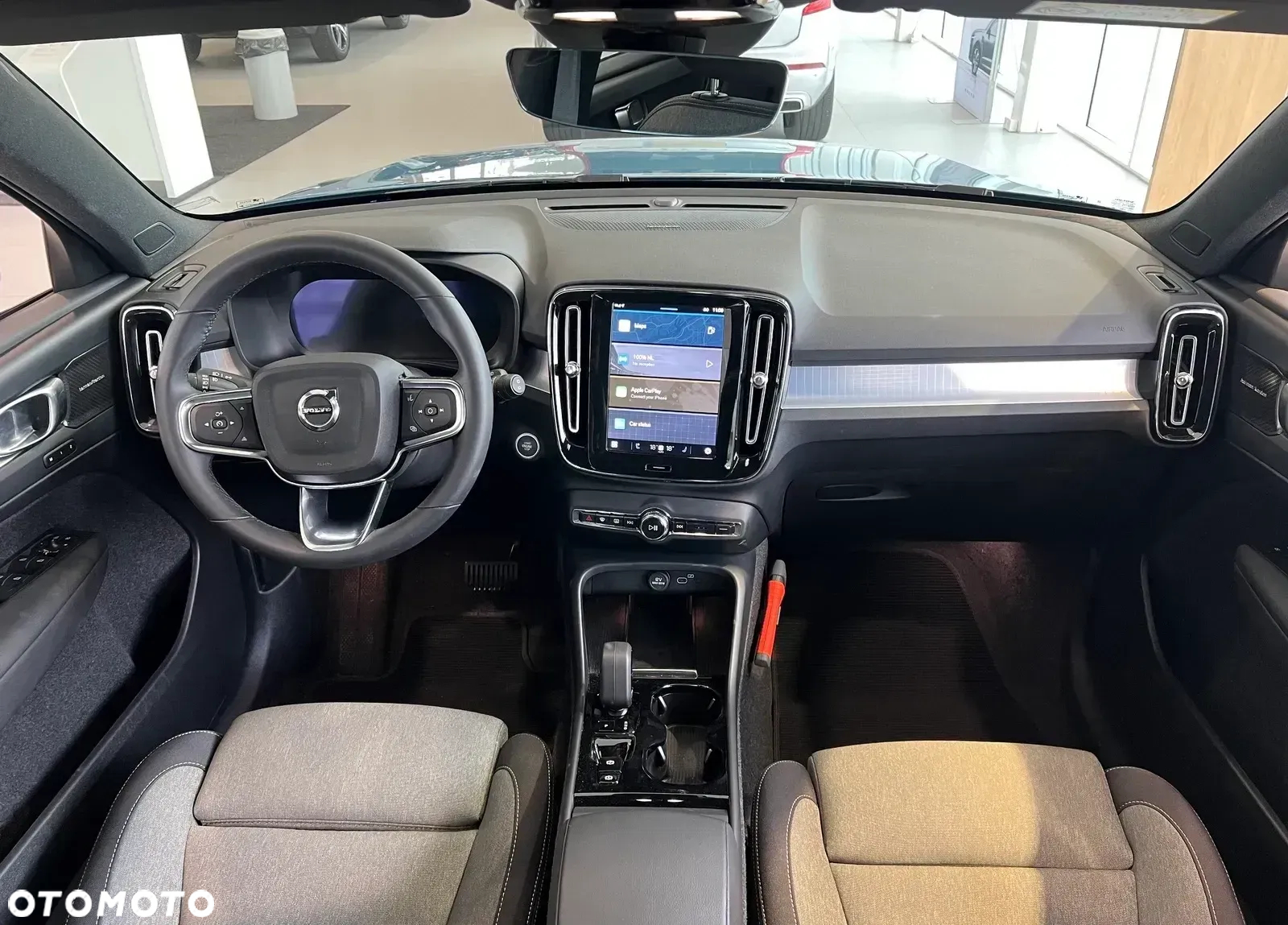 Volvo XC 40 - 18