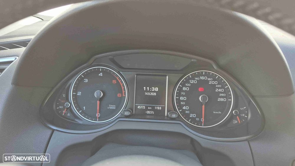 Audi Q5 2.0 TDi quattro Business Line S-line S-tronic - 14