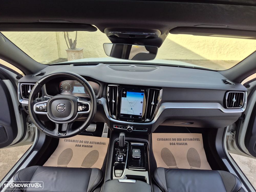 Volvo V60 2.0 T6 AWD TE R-Design - 21