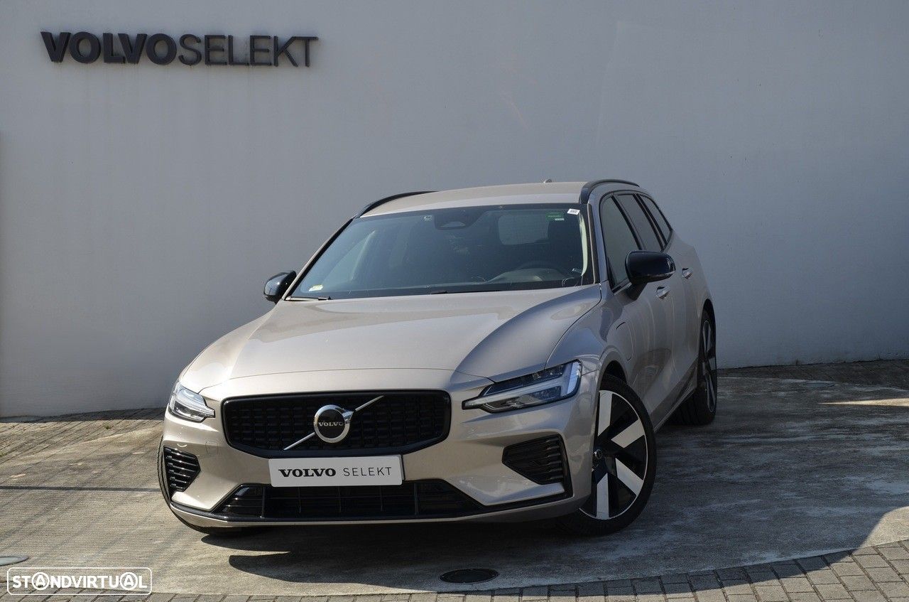 Volvo V60 2.0 T6 AWD TE Plus Dark - 1