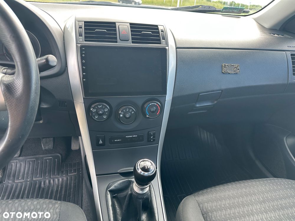 Toyota Corolla 1.4 D-4D Luna - 12