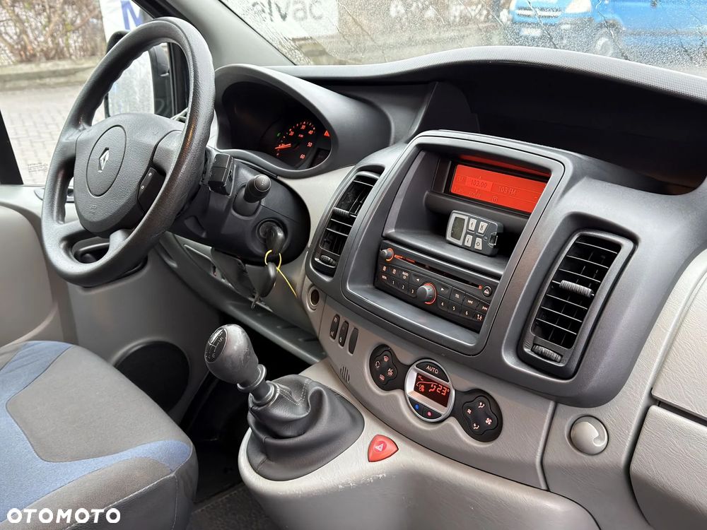 Renault TRAFIC LONG L2 - 10