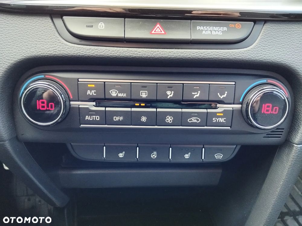 Kia Ceed 1.5 T-GDI Business Line - 14