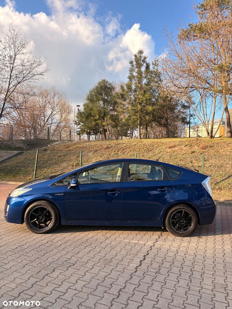 Toyota Prius 1.5 VVT-i Prestige - 26