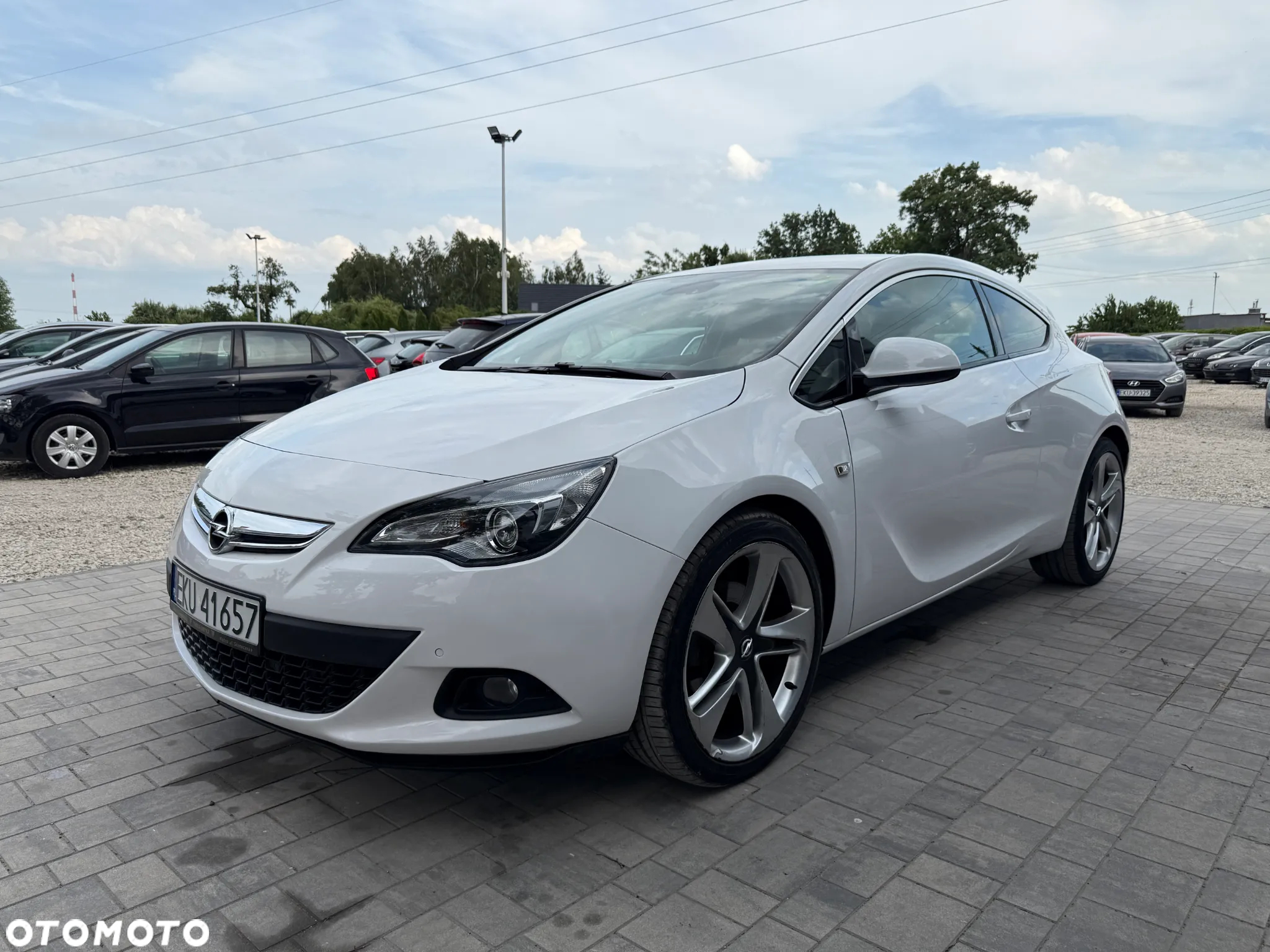 Opel Astra IV 1.4 T Cosmo S&S - 11
