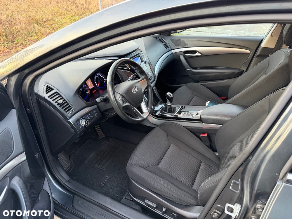 Hyundai i40 Kombi 1.6 Trend - 11