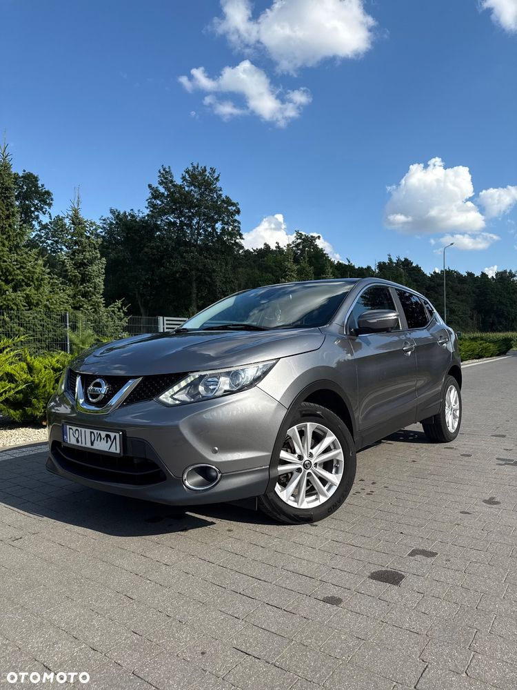 Nissan Qashqai 1.6 dCi 4 x 4 DPF tekna - 2