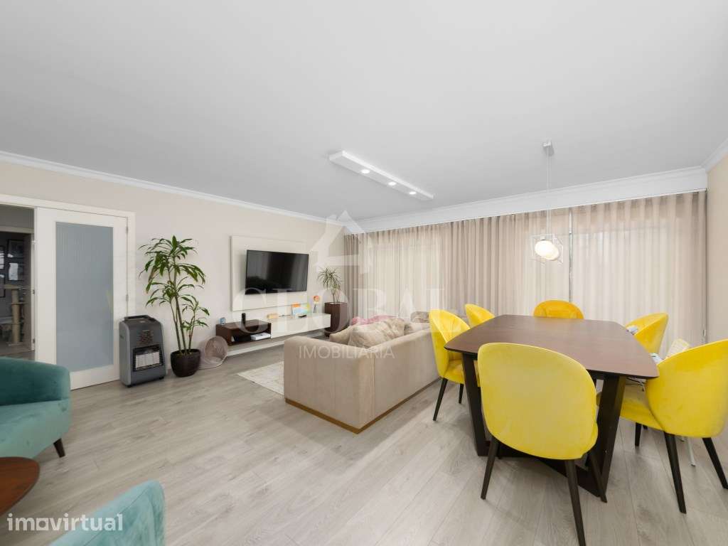 Apartamento T3 Duplex Mozelos - Grande imagem: 2/26