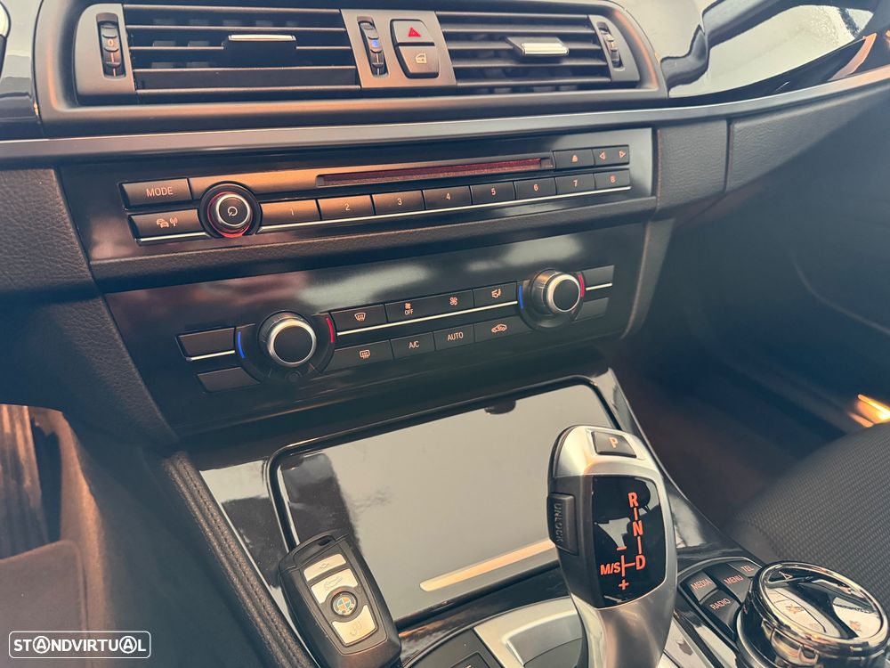 BMW 520 d Line Luxury Auto - 19