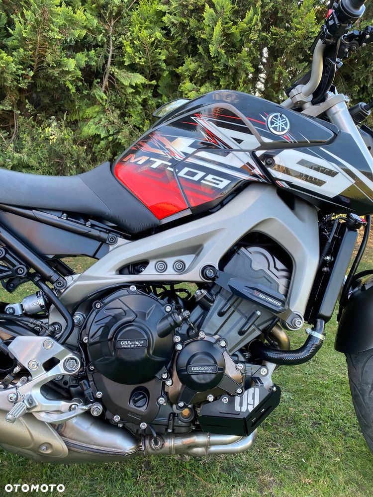 Yamaha MT - 8