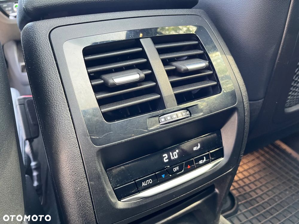 BMW X3 xDrive30i - 23