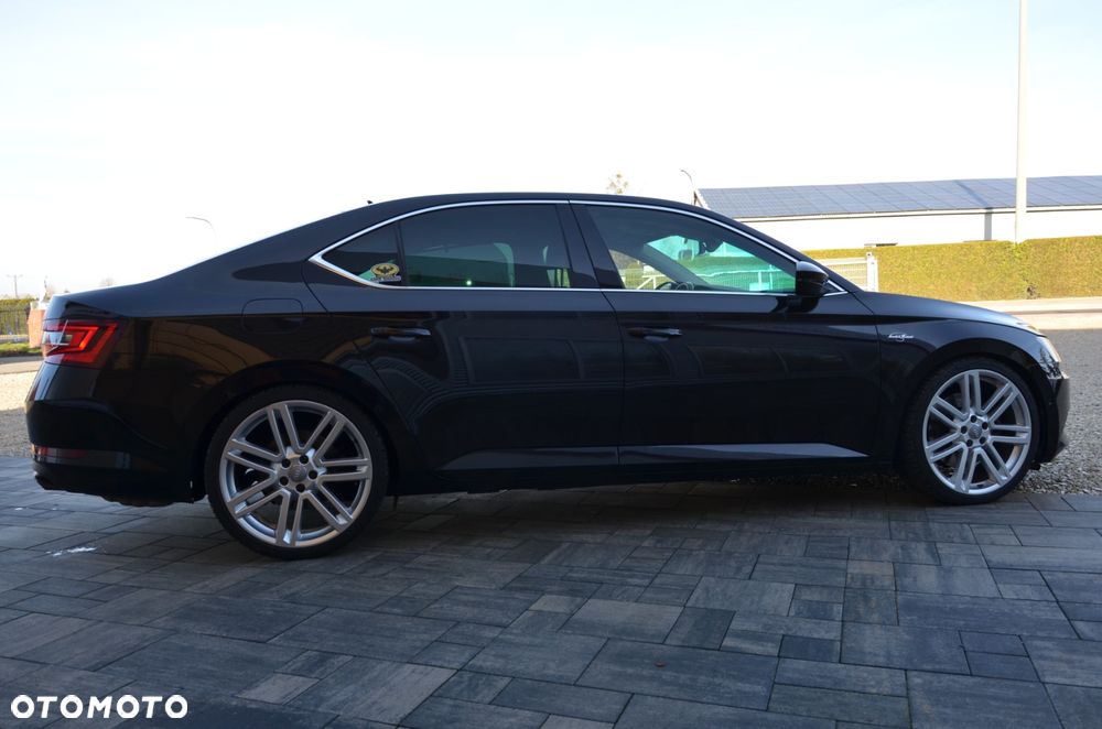 Skoda Superb 2.0 TSI 4x4 L&K DSG - 8