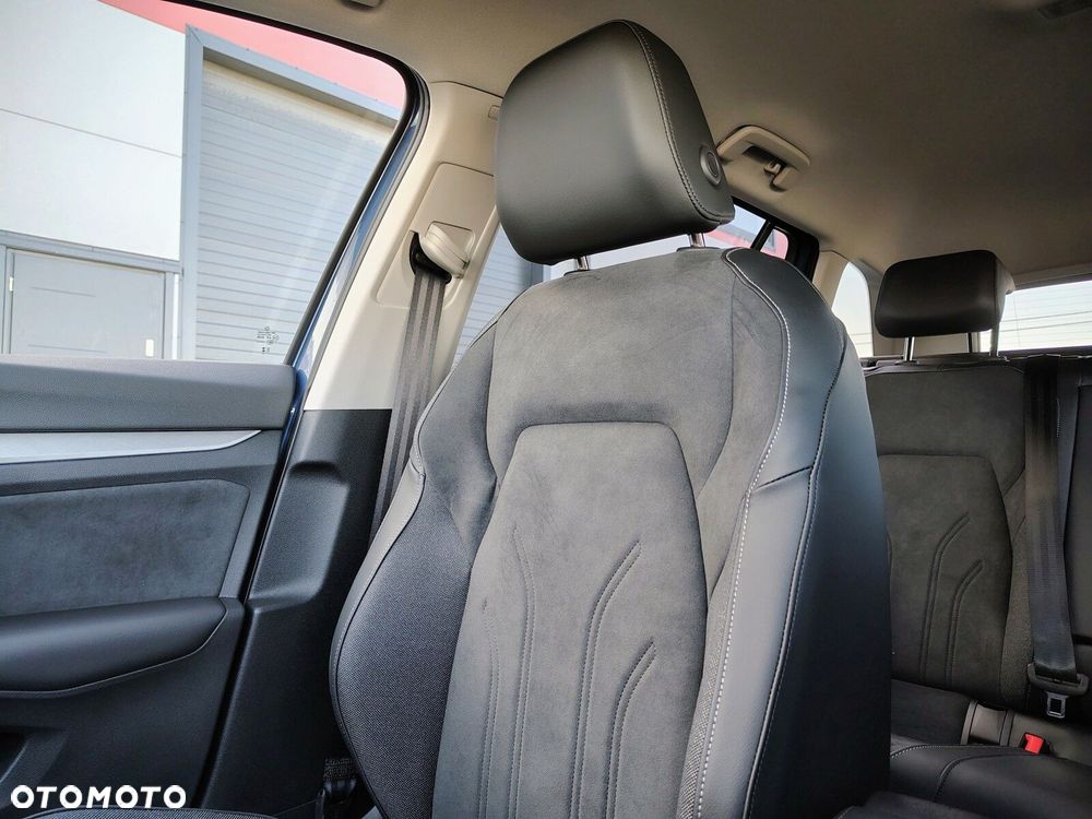 Volkswagen Golf Variant - 16