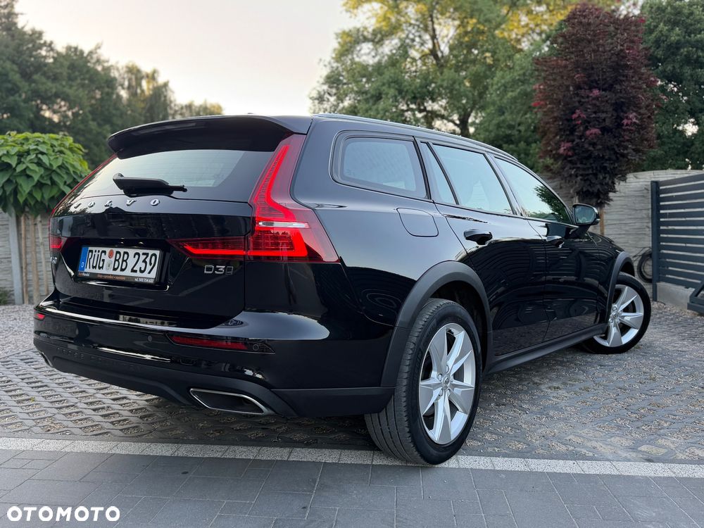 Volvo V60 Cross Country D3 Geartronic Momentum - 12