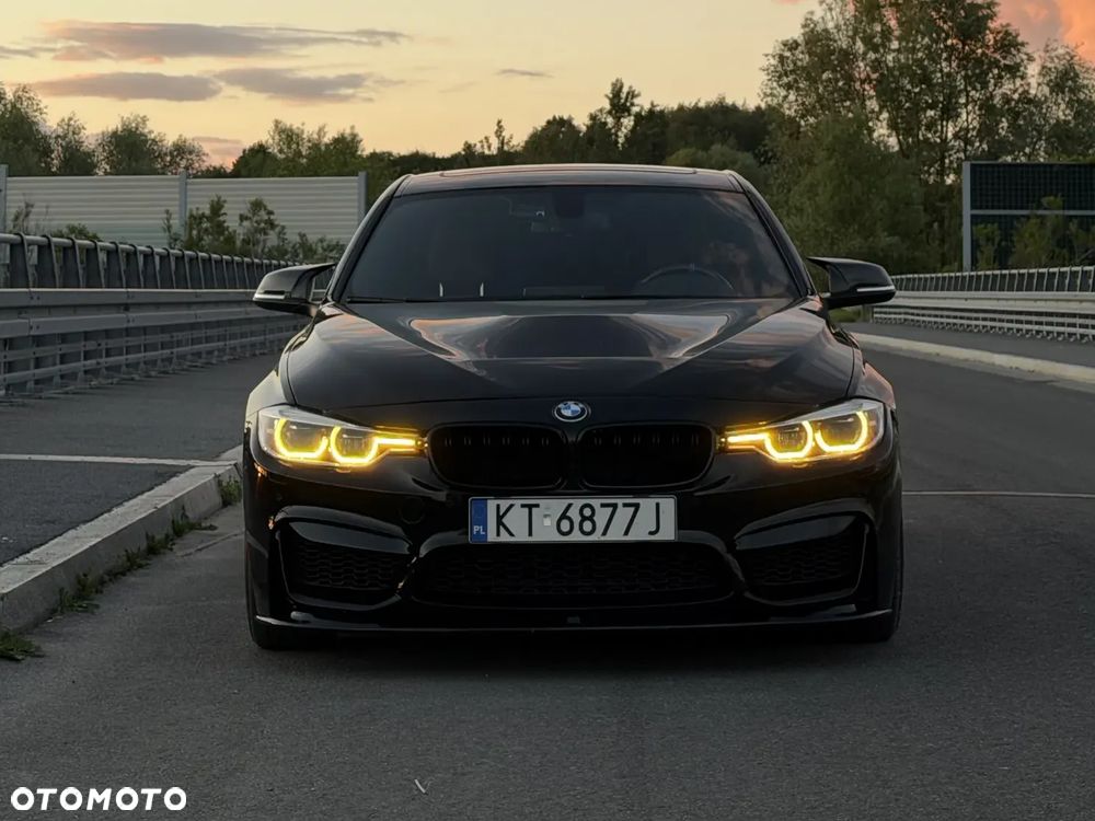 BMW Seria 3 330i xDrive Edition M Sport Shadow - 1