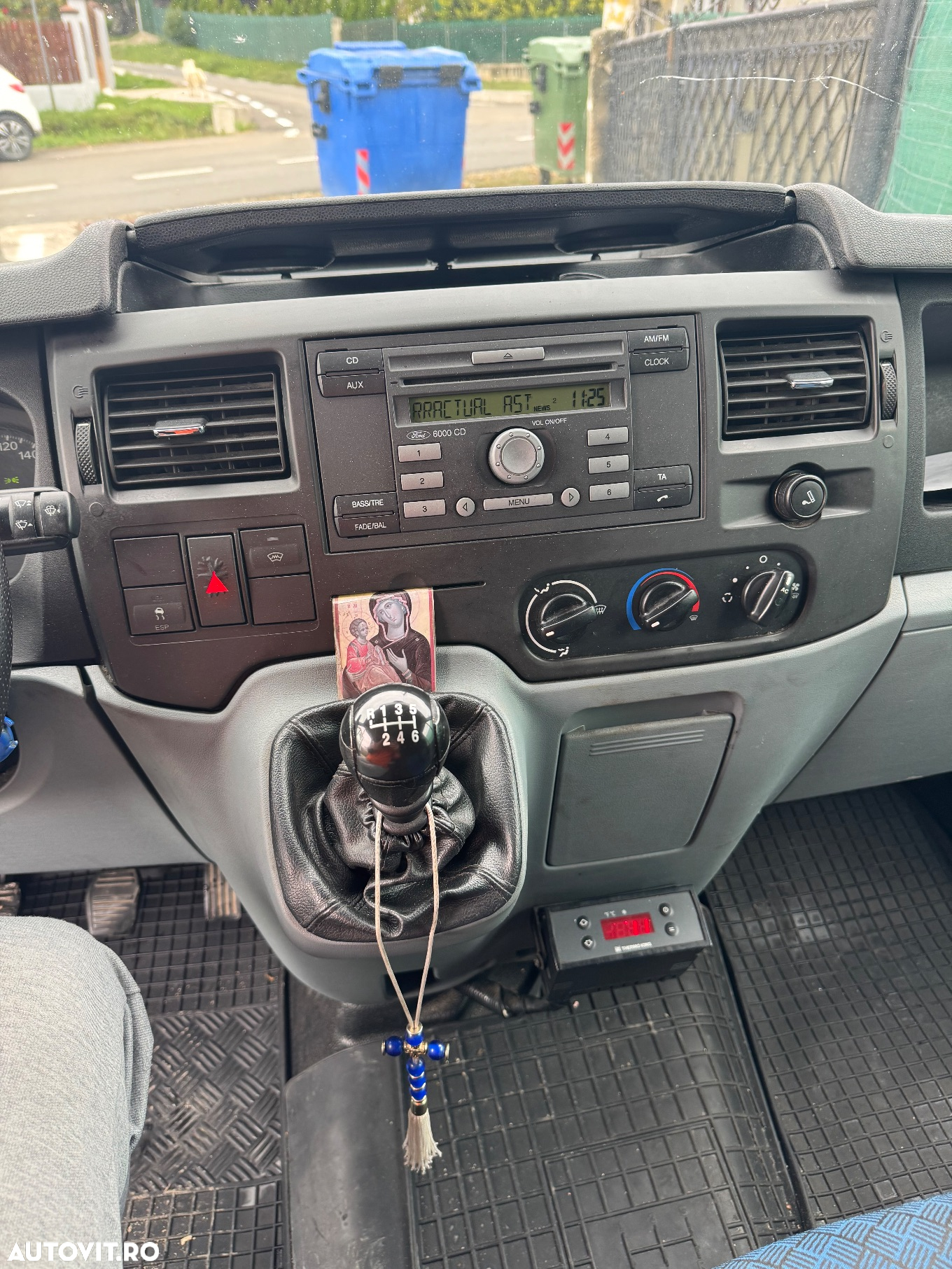 Ford Transit - 8