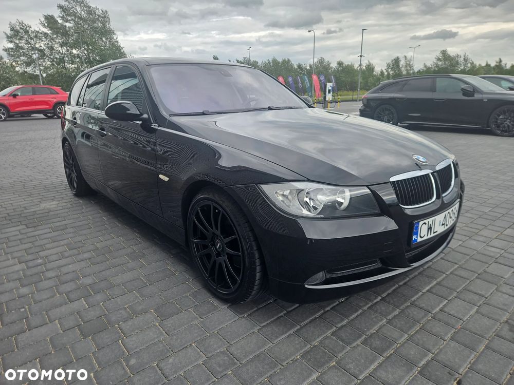 BMW Seria 3 318i - 2