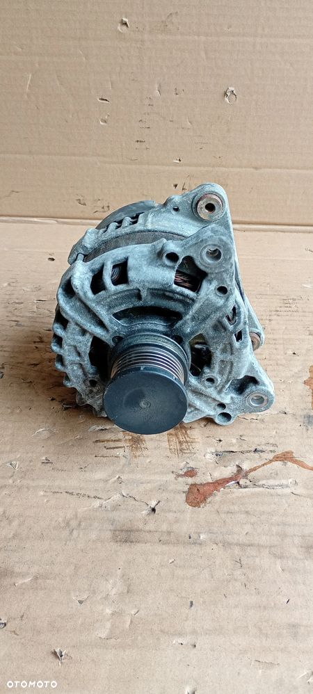 Alternator prądnica Audi A4 B8 Lift 2.0 TDI 03L903017 - 2