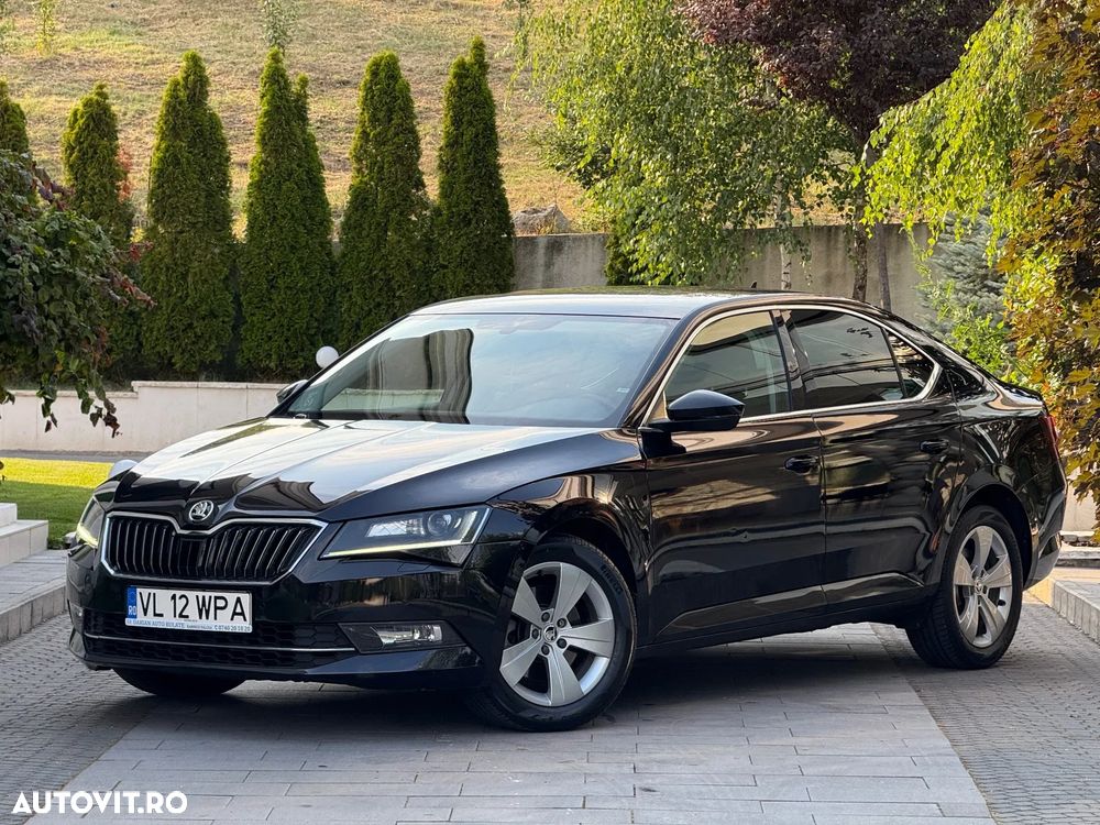 Skoda Superb 2.0 TDI DSG Active - 2