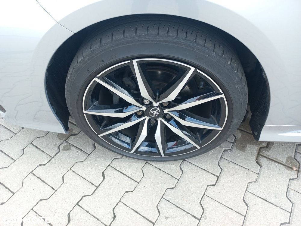 Toyota Corolla 1.8 Hybrid GR Sport Dynamic - 24