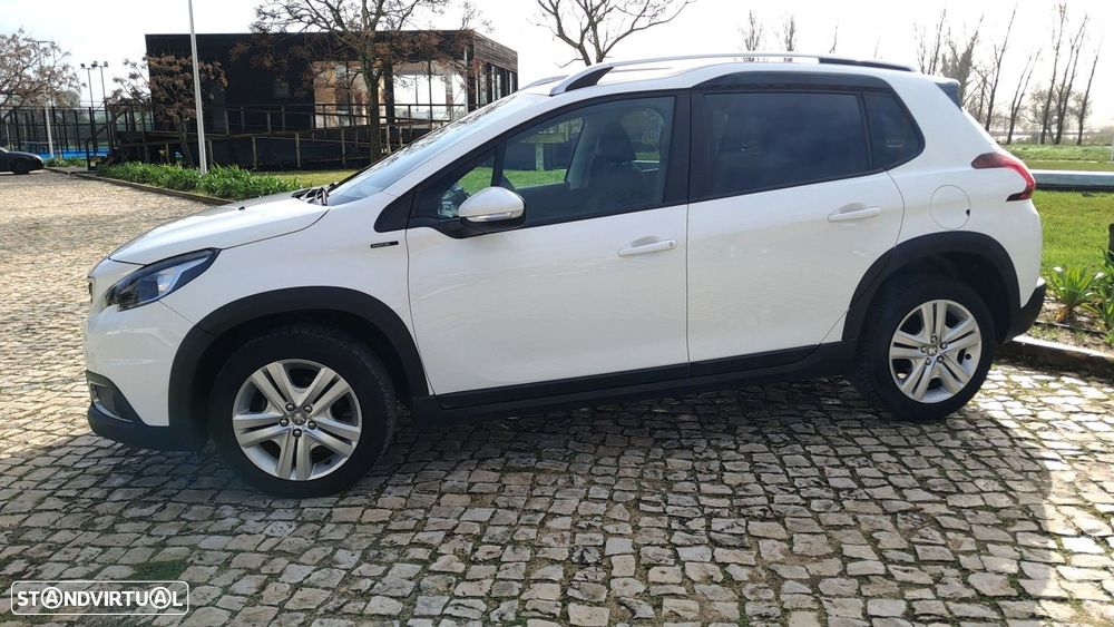 Peugeot 2008 1.5 BlueHDi Signature - 7