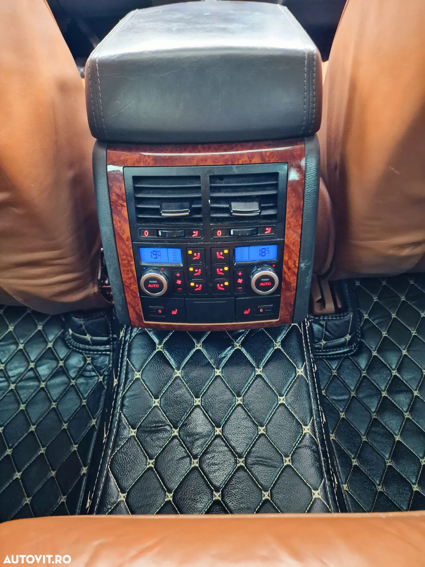 Volkswagen Touareg 3.0 V6 TDI DPF Automatik Kong - 21
