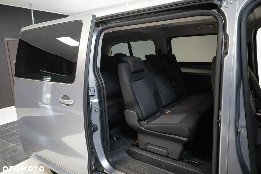 Opel Vivaro - 17