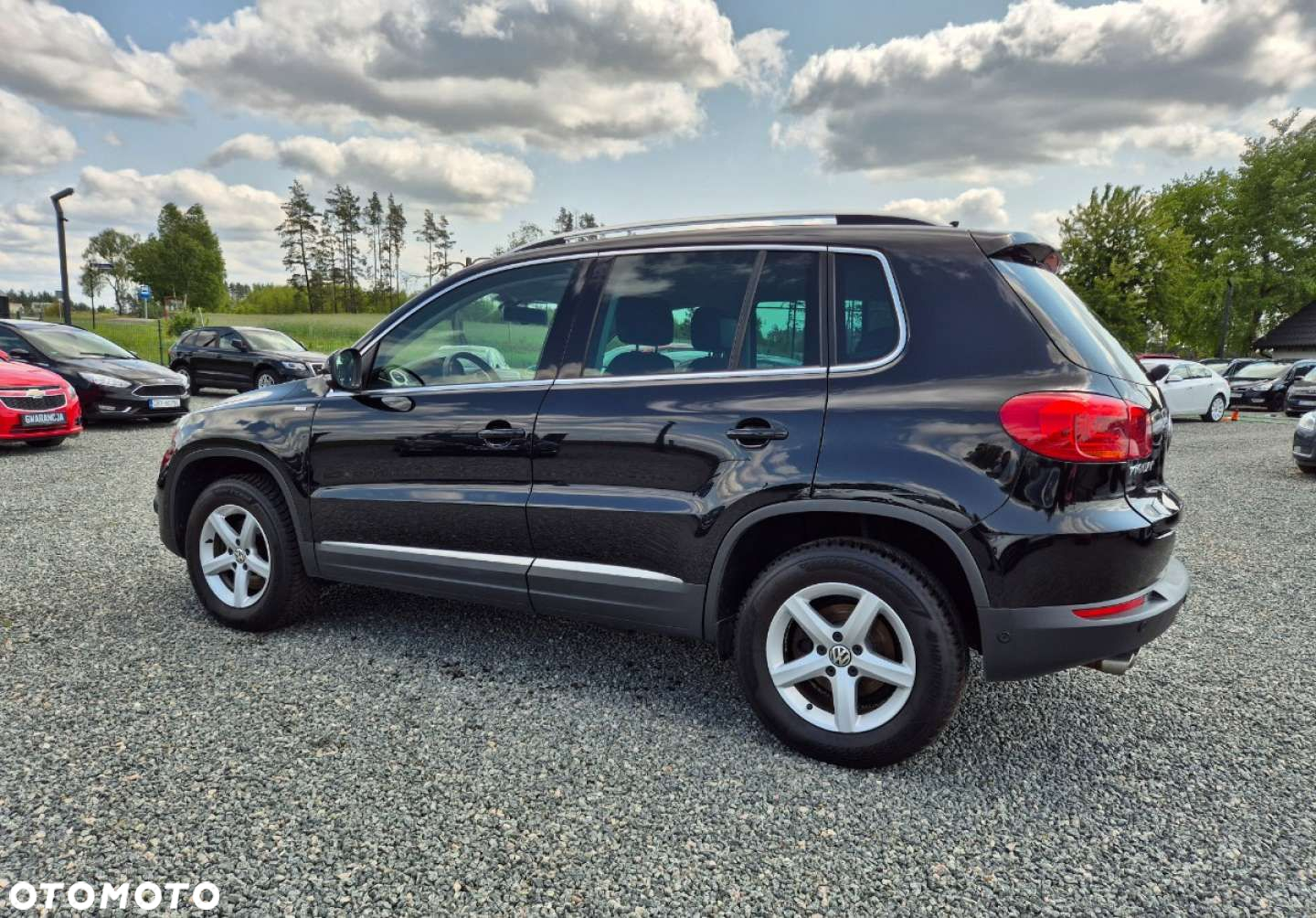 Volkswagen Tiguan - 33